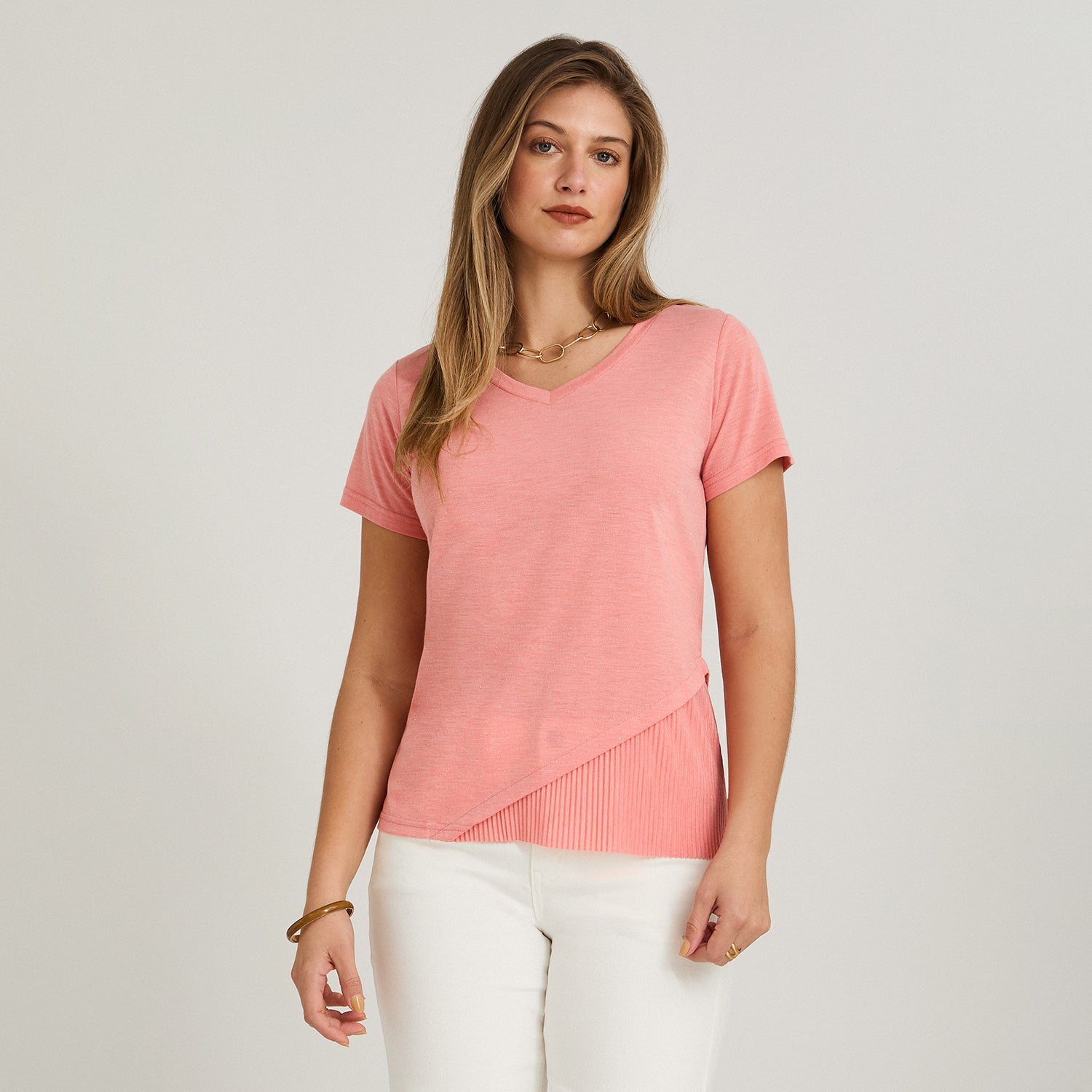 Polera Manga Corta con Aplicación en Faldón Rosado